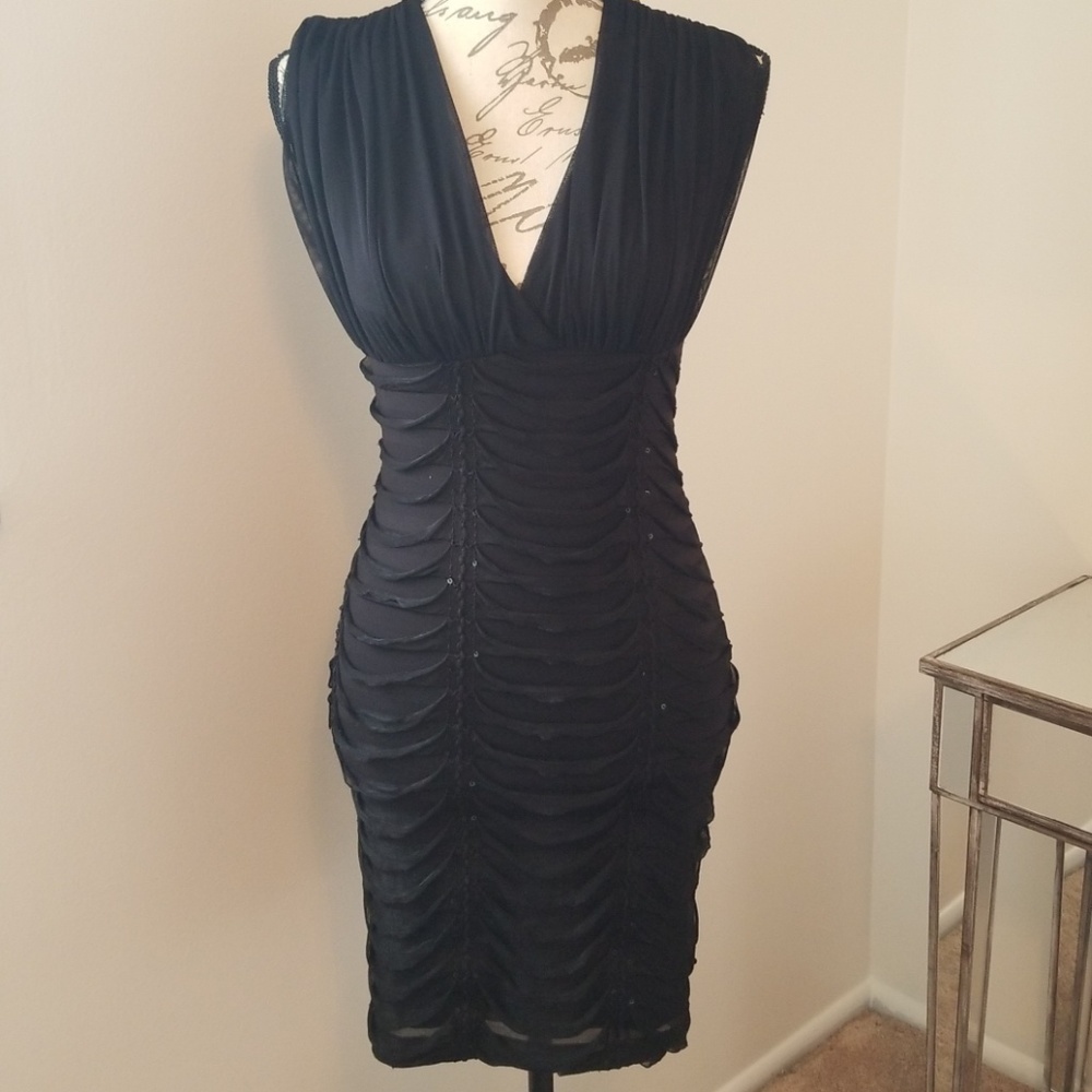 Black Dress - Picture 3 of 3